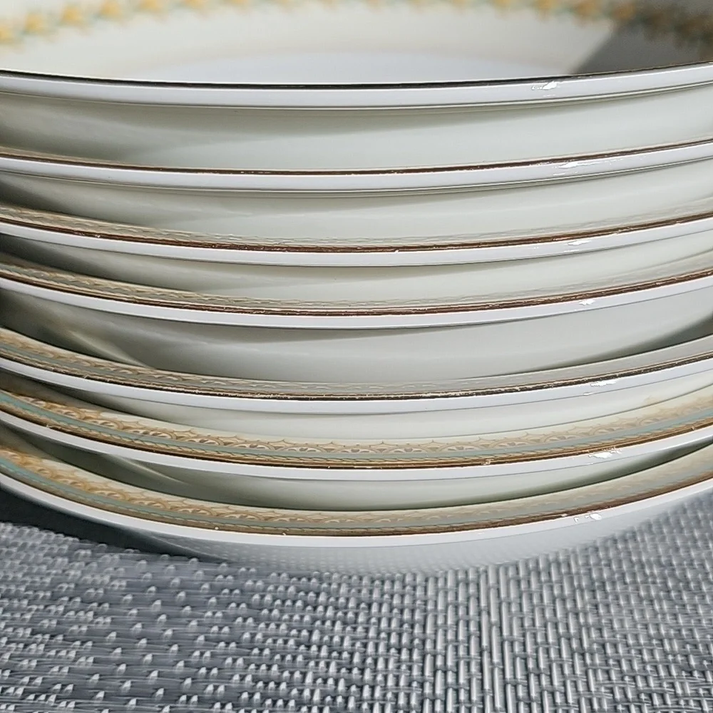 Vintage Alden by Meito Elegant Dinnerware - Gold Trim, Aqua Band 6 Rim Soup Bowl